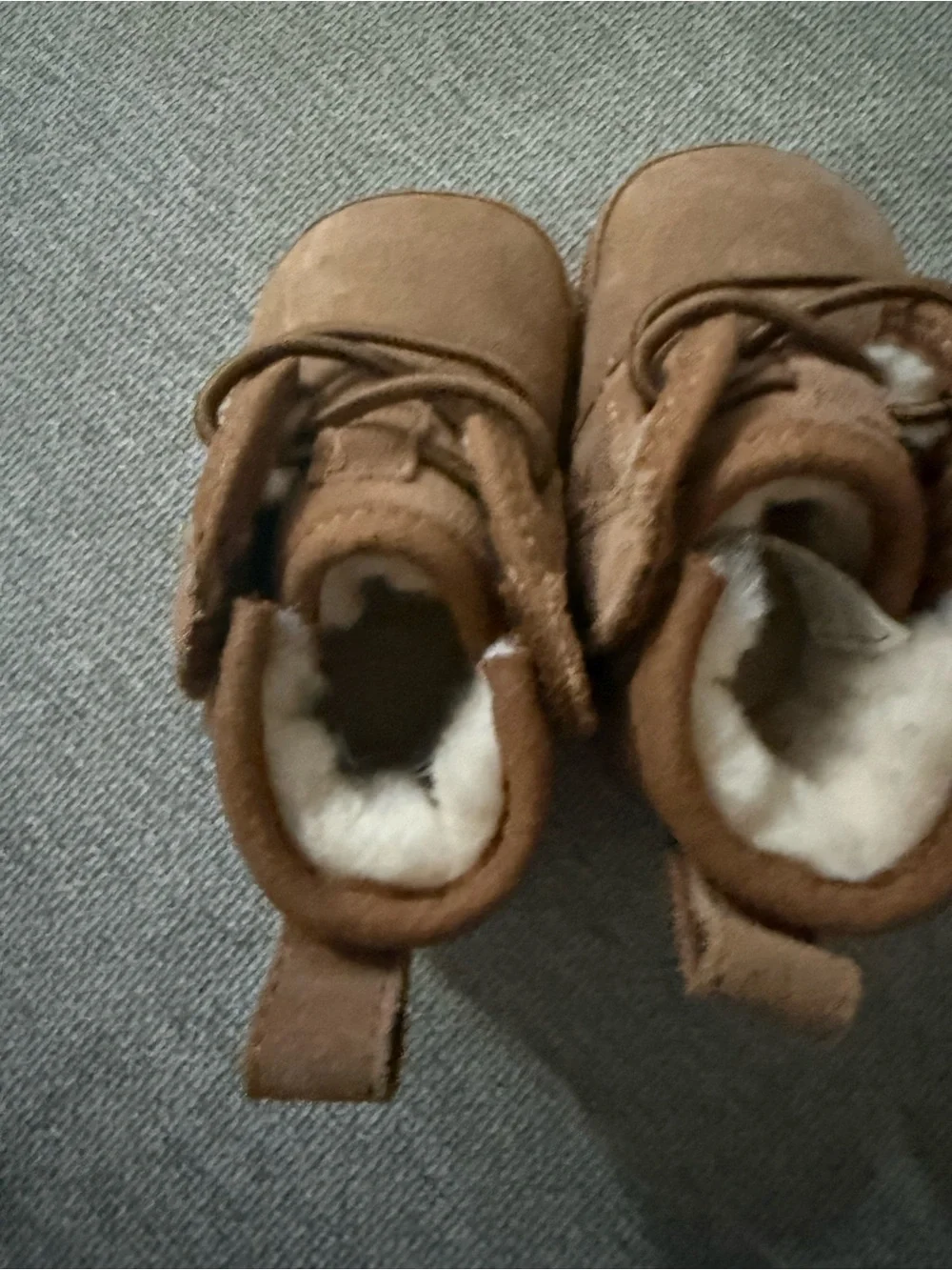 UGG Kids Chestnut Suede Fleece-Lined Boots
